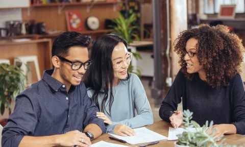 The Role of an Advisor in Finance: Advisor vs. Adviser